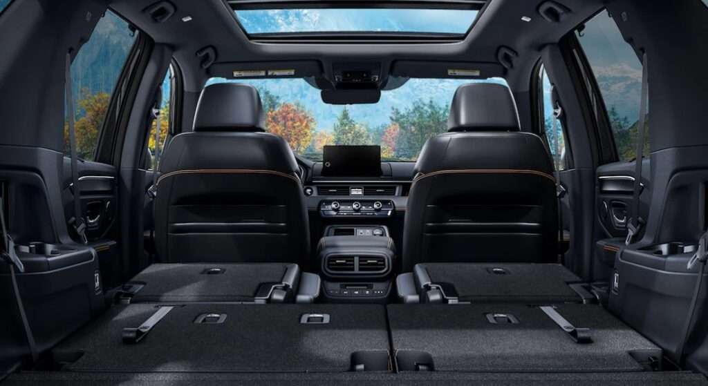 2025 Honda Pilot Interior